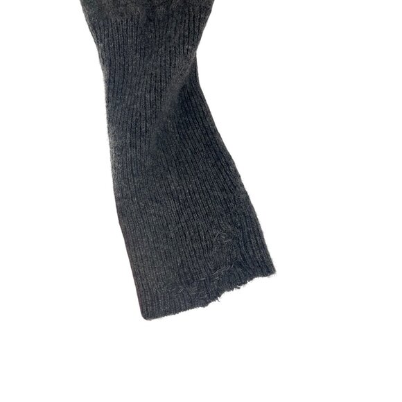 Alice + Olivia Gray Off-Shoulder Cashmere Sweater Womens S preppy classic soft - Picture 8 of 13